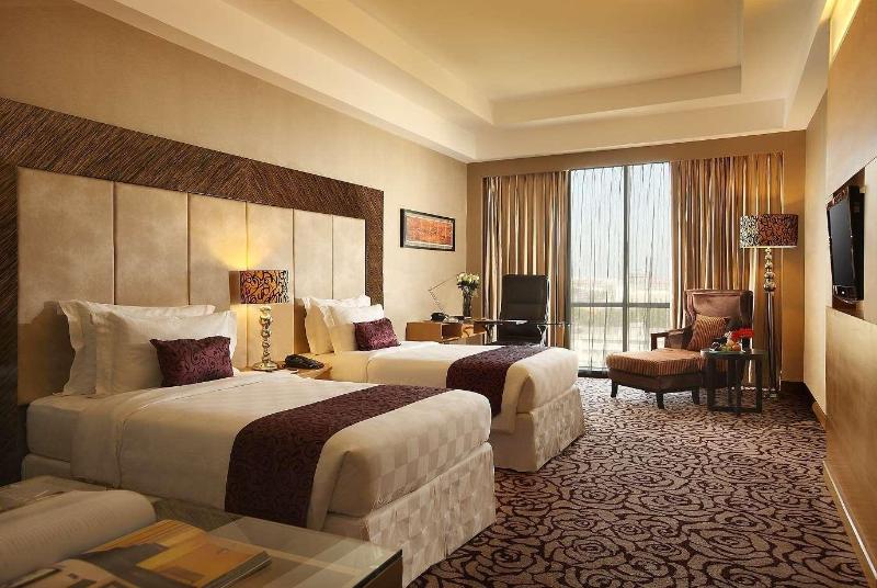 Wyndham Surabaya - Oda