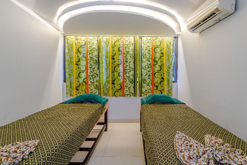 Cross Vibe Paasha Atelier Bali Kuta - Aktivite