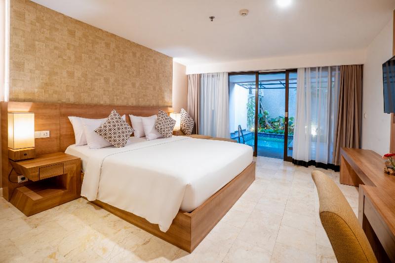 Cross Vibe Paasha Atelier Bali Kuta - Oda