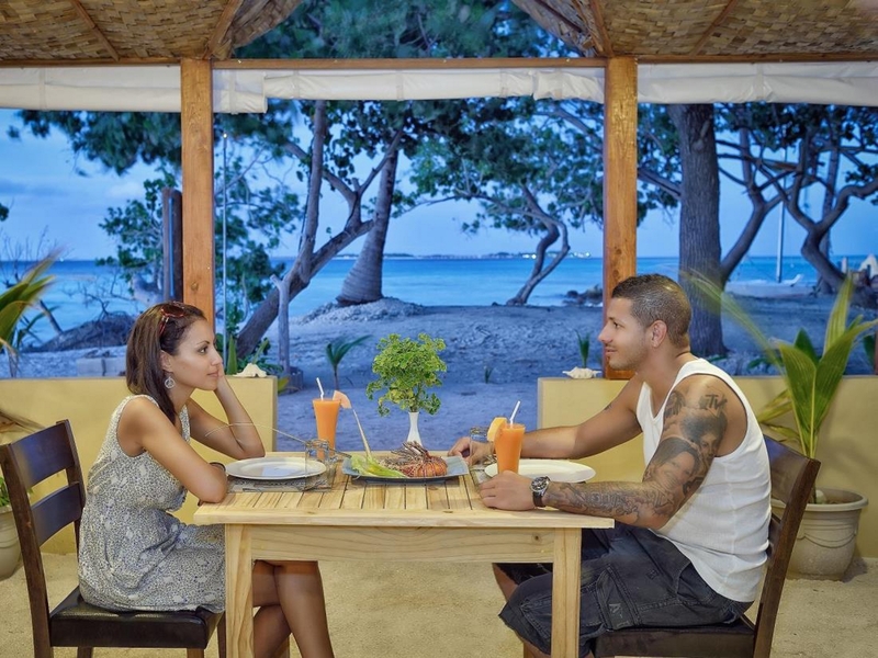 Whiteshell Island Hotel & Spa - Restoran
