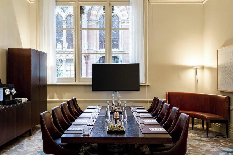 St. Pancras London, Autograph Collection - Toplantı