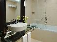 Movenpick Hotel Jumeirah Lakes Towers oda fotoğrafı