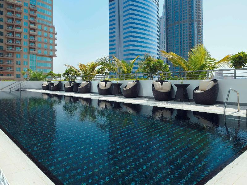 Movenpick Hotel Jumeirah Lakes Towers - Havuz