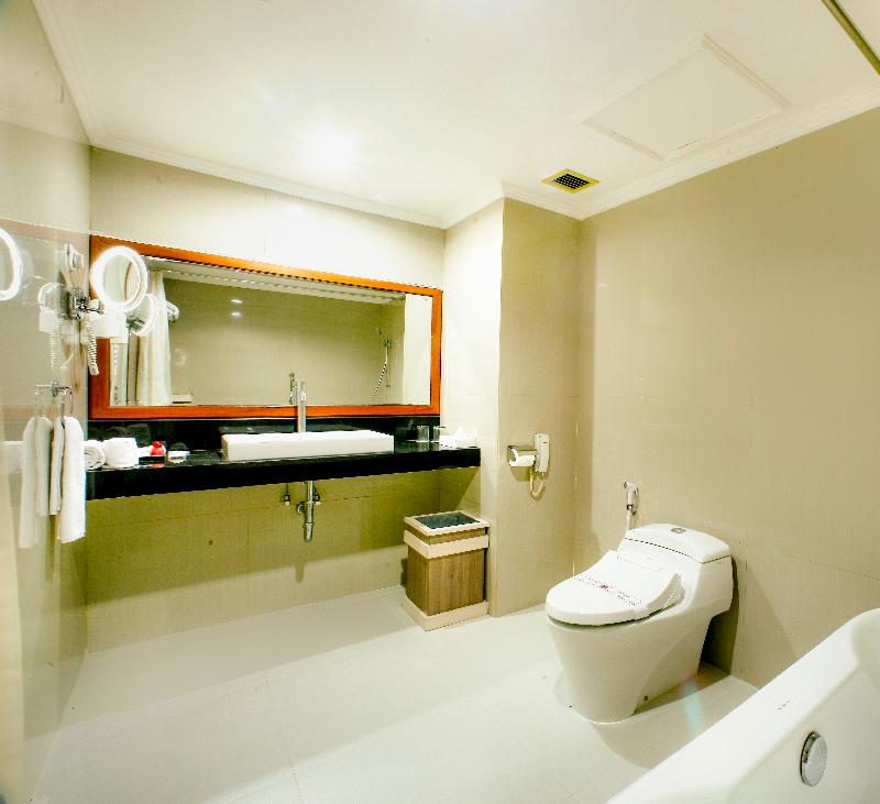 Grand Inna Tunjungan Hotel - Oda