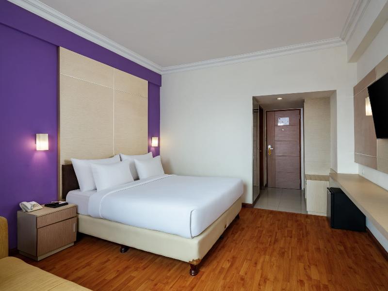 Grand Inna Tunjungan Hotel - Oda
