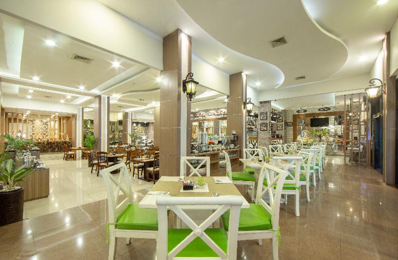 Grand Inna Tunjungan Hotel - Restoran