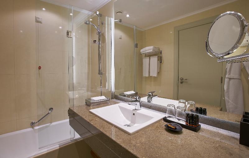 Suite Hotel Eden Mar - Oda
