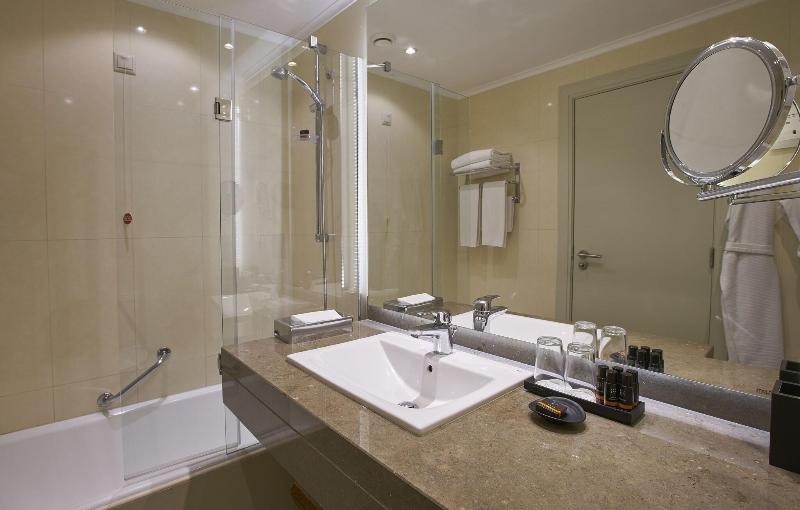 Suite Hotel Eden Mar - Oda