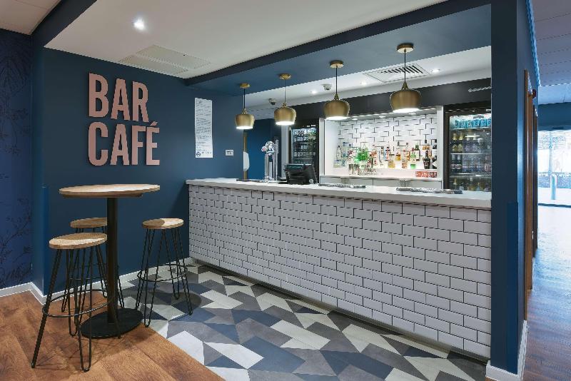 Travelodge Ealing - Bar