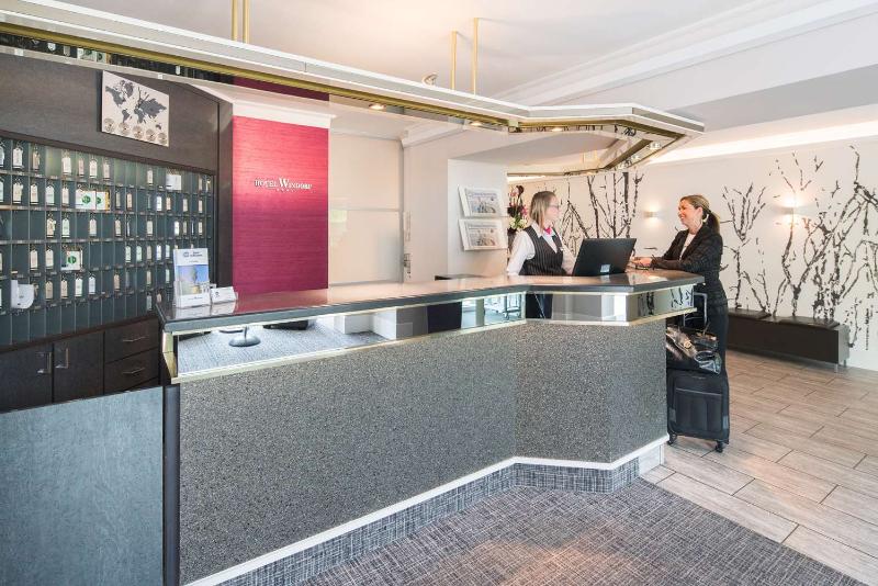 Best Western Hotel Windorf - Lobi