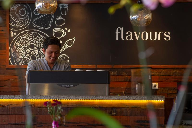 PrimeBiz Hotel Kuta - Bar