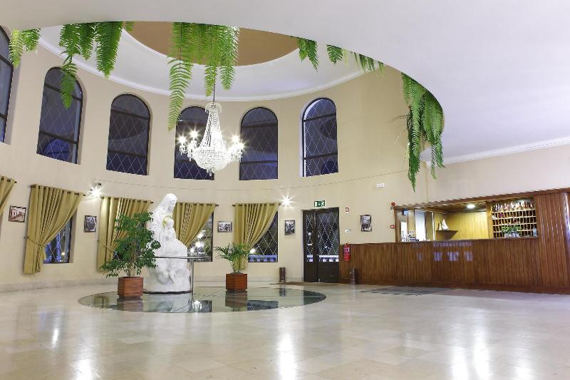 Domus Pacis - Lobi