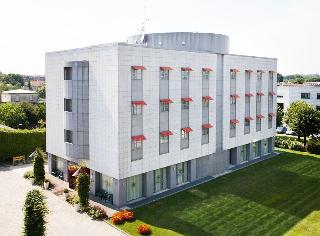 Hotel Senator