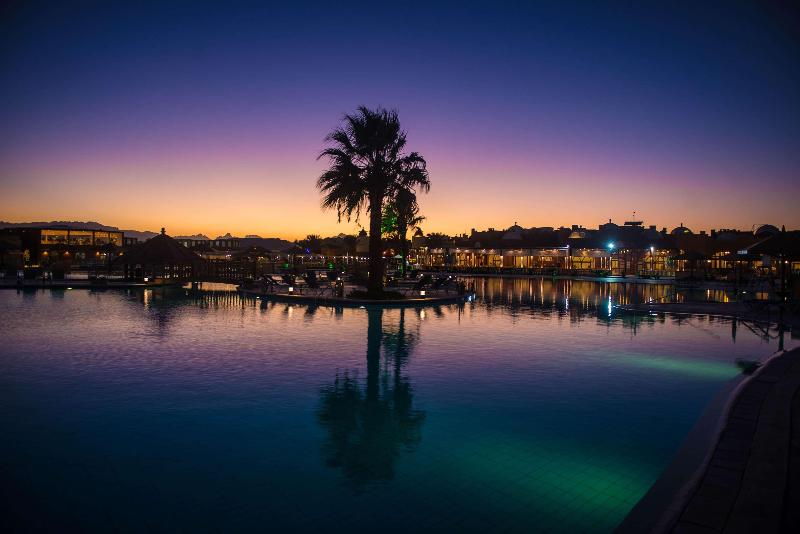 Sunrise Royal Makadi Resort - Havuz