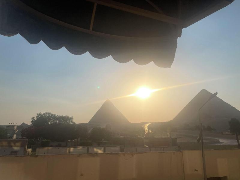 Pyramids View Inn - Teras