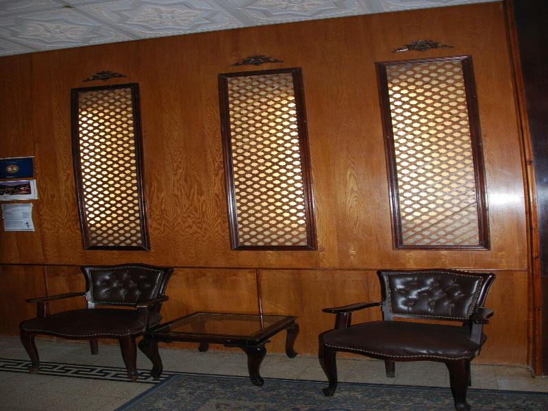 Cecilia Hotel - Lobi