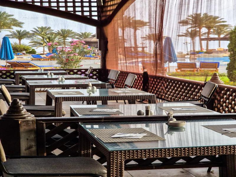 Swisstouch Oriental Resort - Restoran