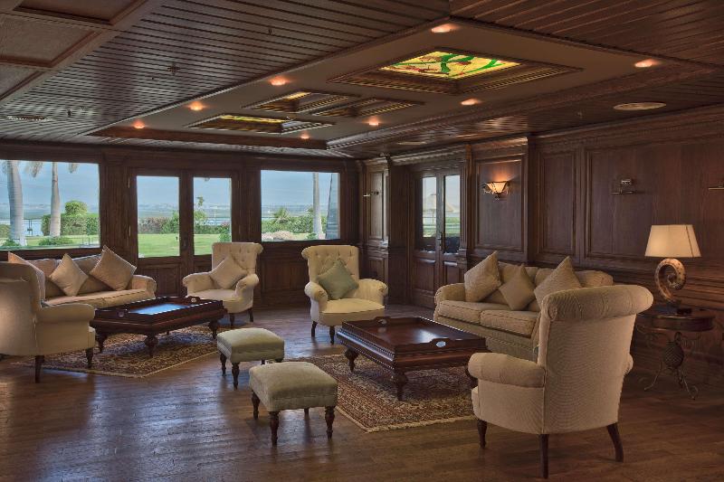 Radisson BLU Alexandria Hotel - Bar