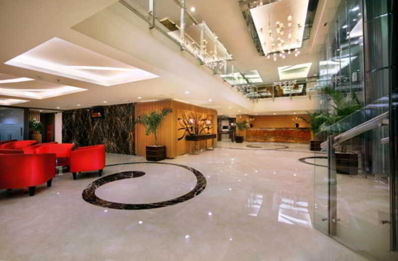 The Alana Surabaya fotoÄŸrafÄ±