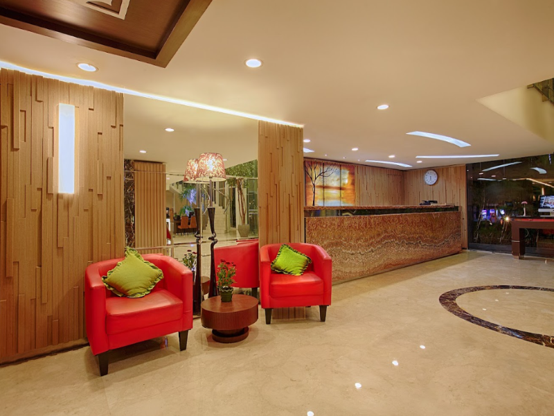 The Alana Surabaya - Lobi