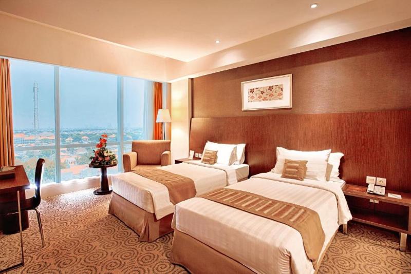 The Alana Surabaya - Oda