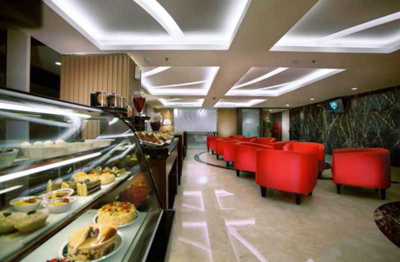 The Alana Surabaya fotoÄŸrafÄ±
