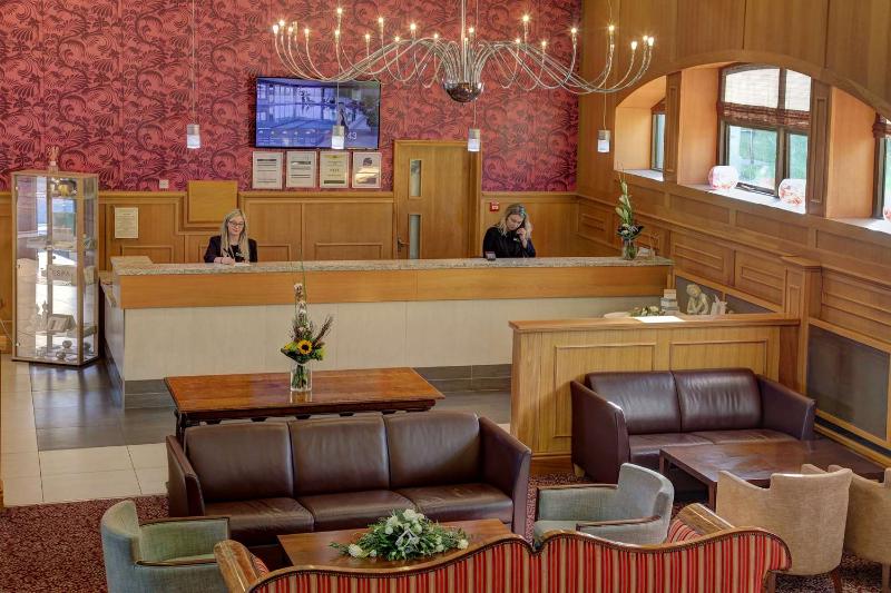 Hellaby Hall Hotel - Lobi