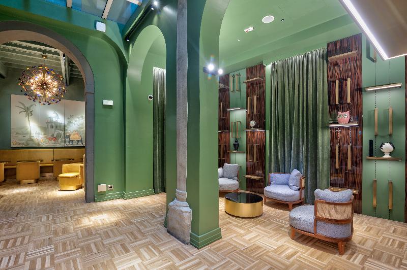 Hotel Number Nine - Genel