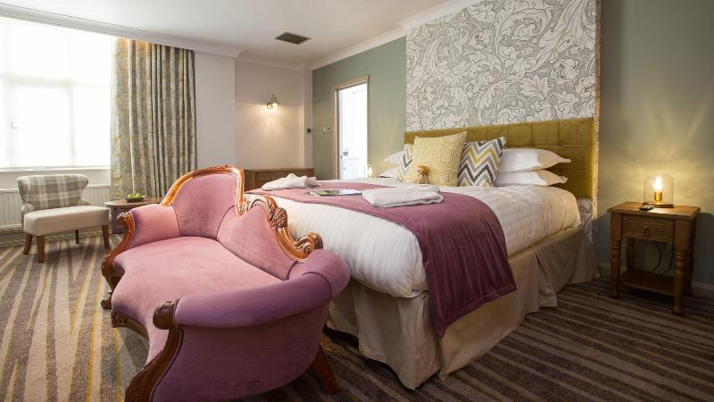 The Stanneylands Hotel - Oda