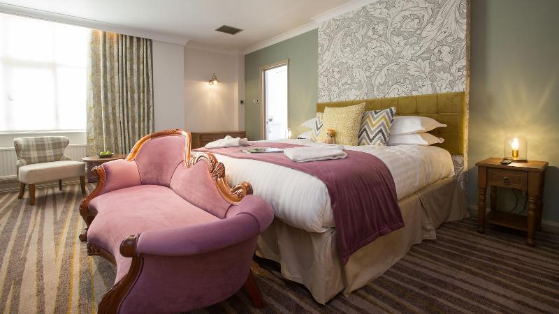 The Stanneylands Hotel - Oda
