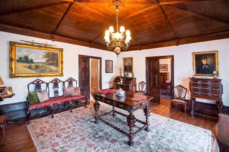 Casa Das Paredes - Lobi
