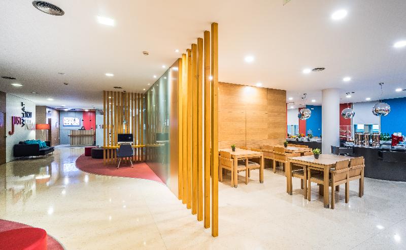 Stay Hotel Guimaraes Centro - Lobi