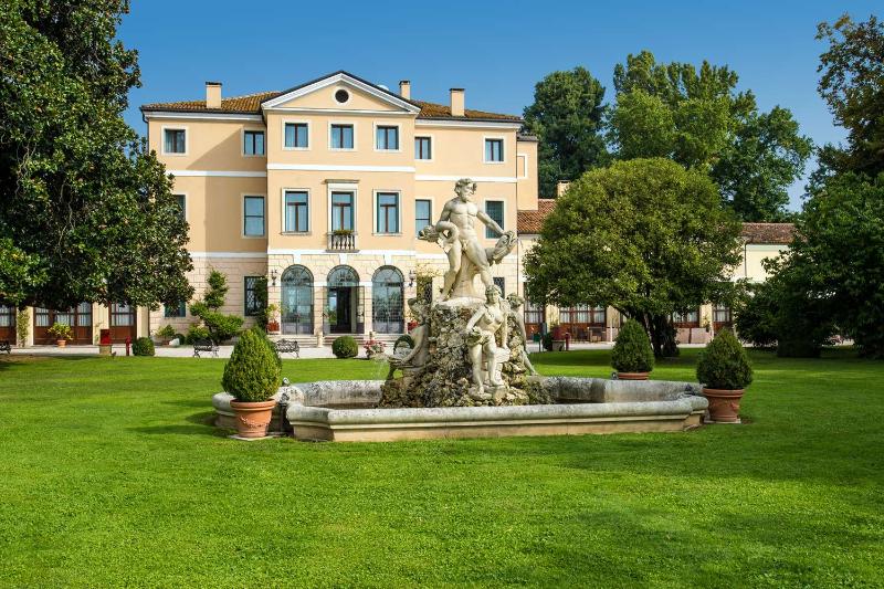Best Western Plus Hotel Villa Tacchi - Genel