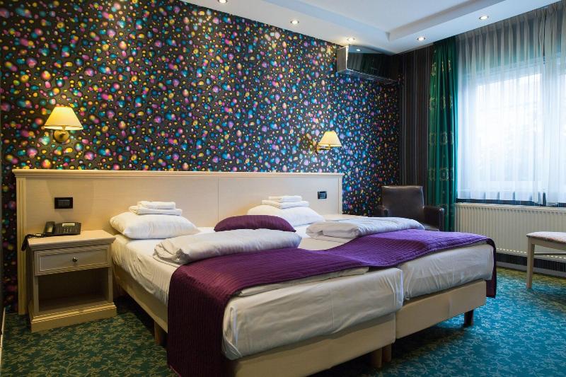 Hotel Zwanenburg Amsterdam Airport - Oda