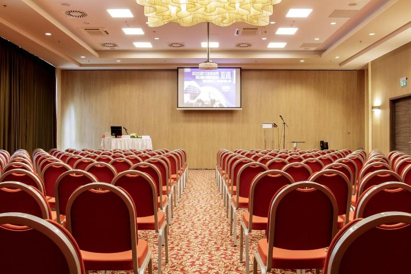 Eto Park Hotel Business & Stadium - Lobi