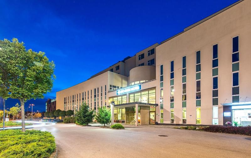 Eto Park Hotel Business & Stadium - Genel