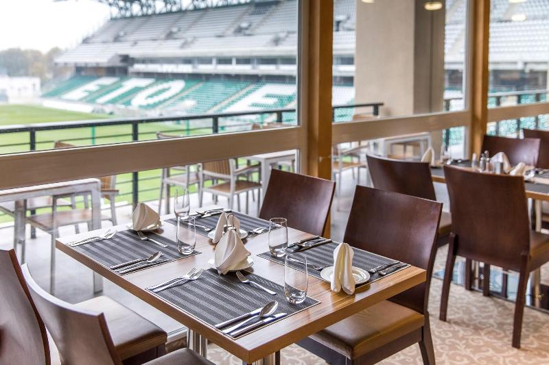Eto Park Hotel Business & Stadium - Restoran