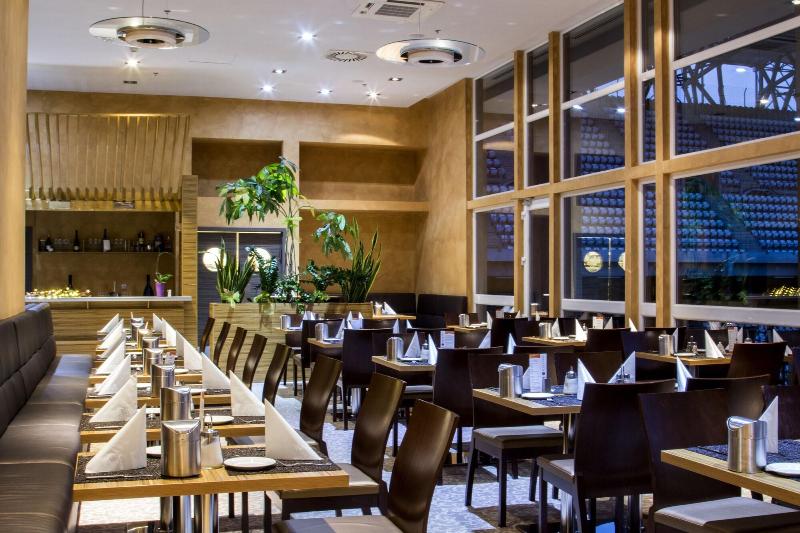 Eto Park Hotel Business & Stadium - Restoran