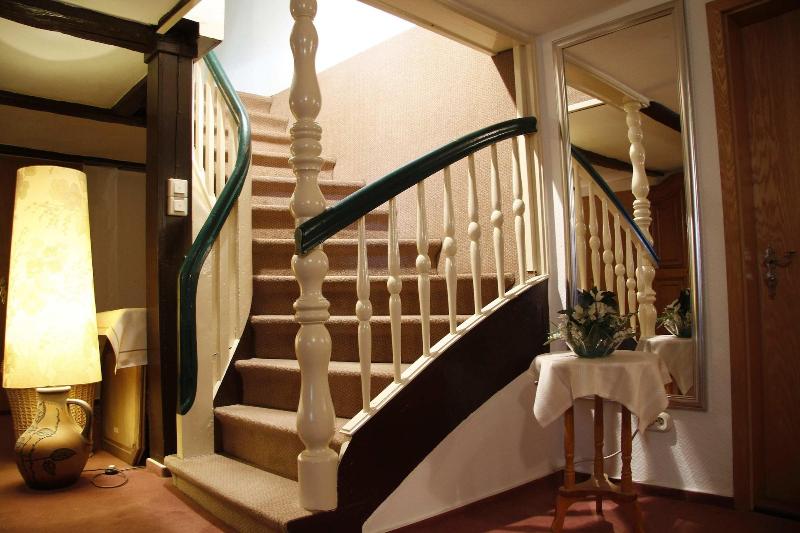 Hotel Zum Burgergarten - Lobi