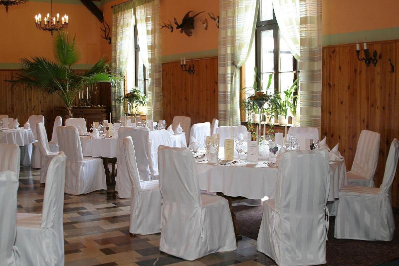 Hotel Zum Burgergarten - Restoran