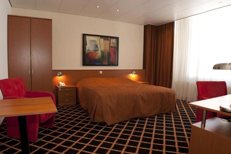 City Hotel Bergen op Zoom - Genel