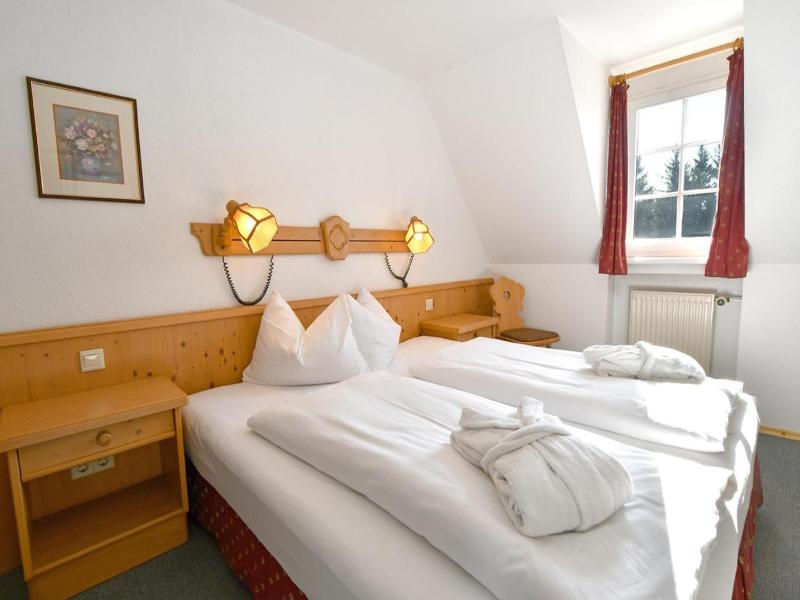 Landhotel Altes Zollhaus - Genel