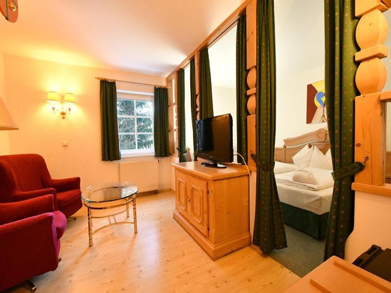Landhotel Altes Zollhaus - Genel