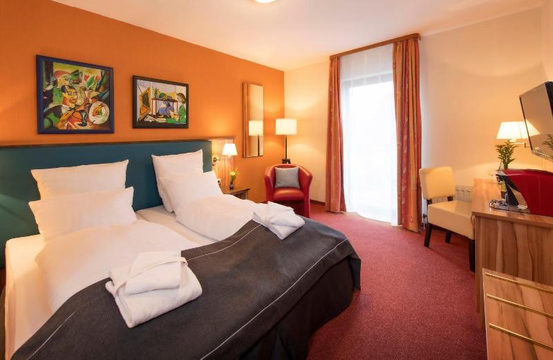 City Hotel Meckenheim - Genel