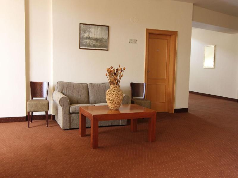 Hotel Theresia - Lobi