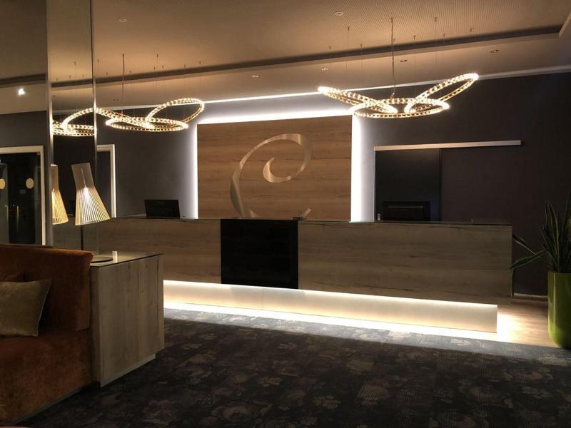Caravelle Hotel Im Park - Lobi