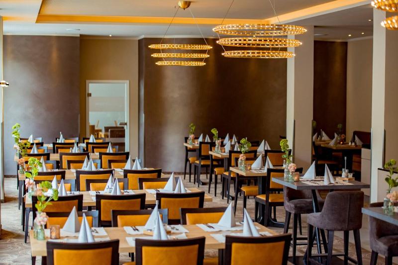 Caravelle Hotel Im Park - Restoran