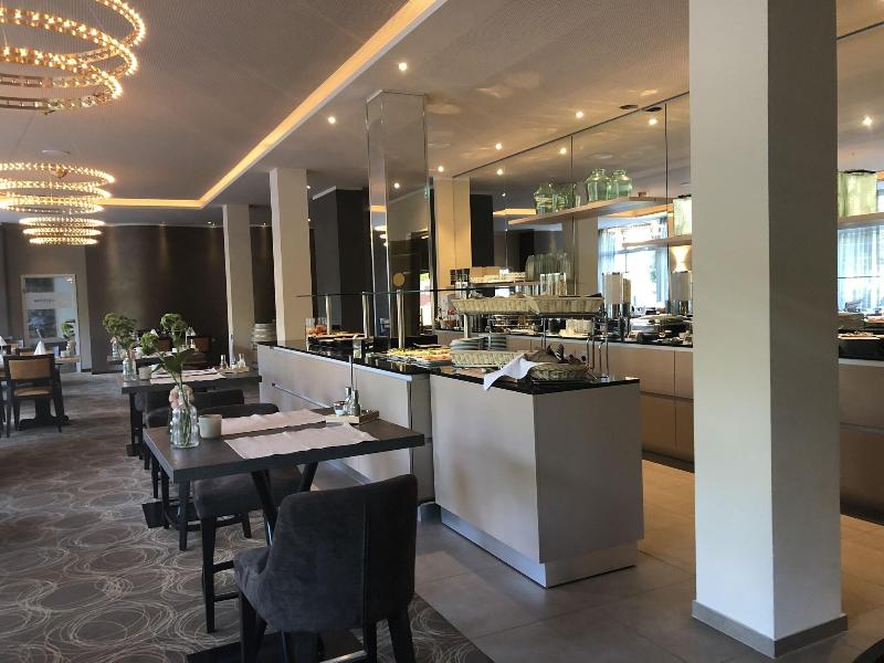Caravelle Hotel Im Park - Restoran