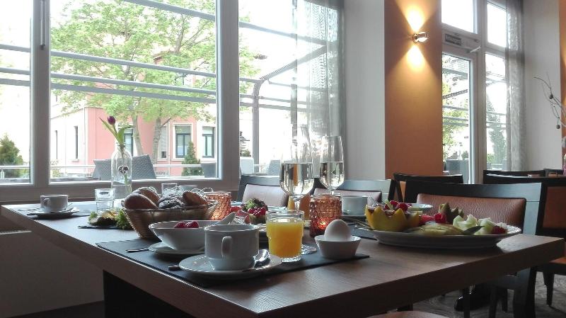 Caravelle Hotel Im Park - Restoran