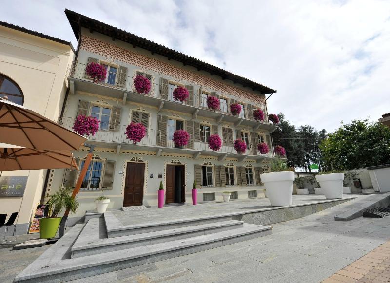 Casa Americani - Genel